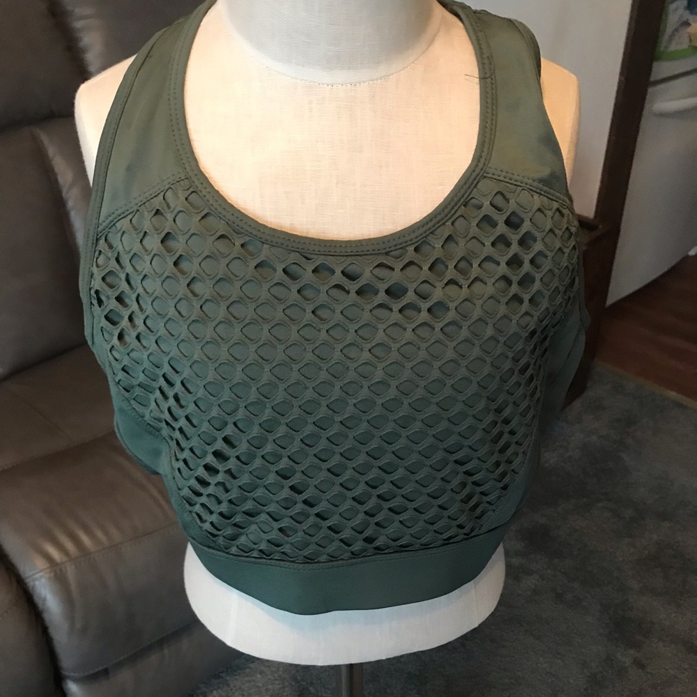 Workout top size M women’s